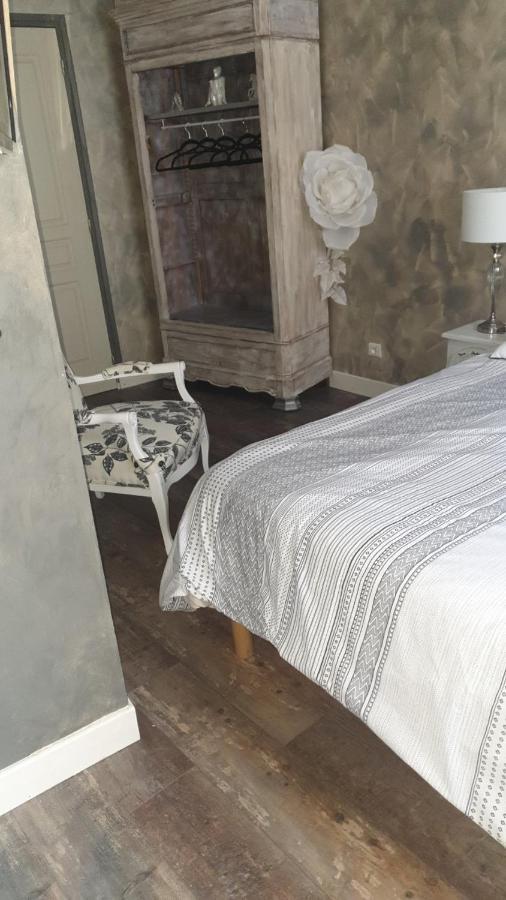 La Maison Porte Bonheur Chantelle Εξωτερικό φωτογραφία