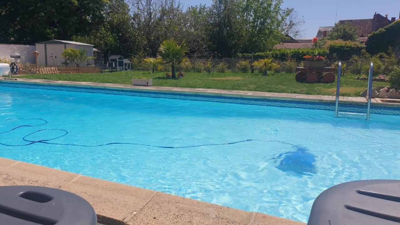 La Maison Porte Bonheur Chantelle Εξωτερικό φωτογραφία